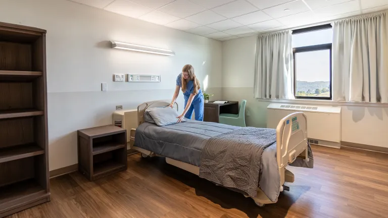 Patient room in PHMV.
