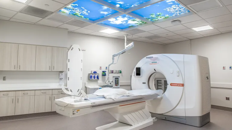 CT scanner with ceiling graphic